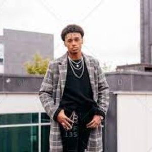 Meet your Posher, Christian